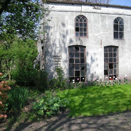 Het Aambeeld Bed & Breakfast Wanroij Bagian luar foto