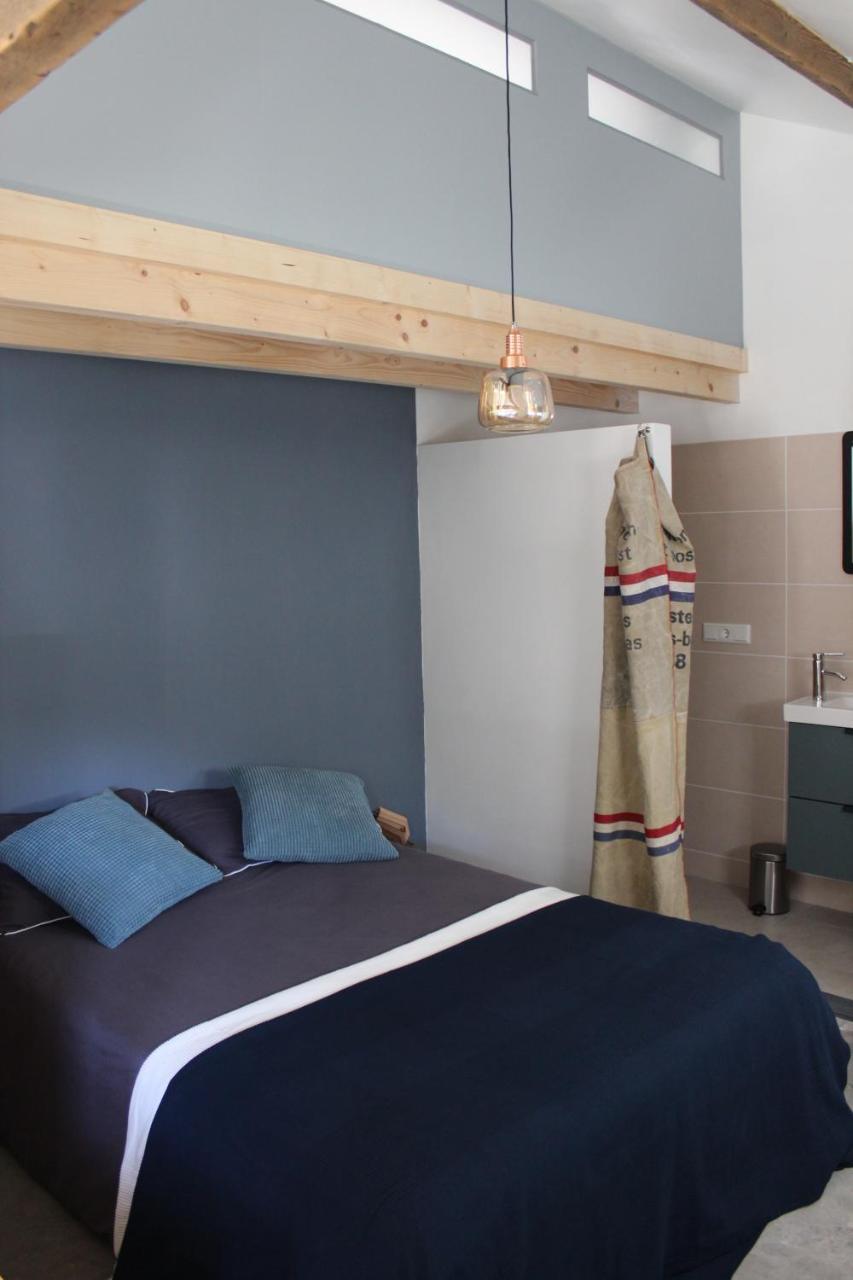 Het Aambeeld Bed & Breakfast Wanroij Bagian luar foto