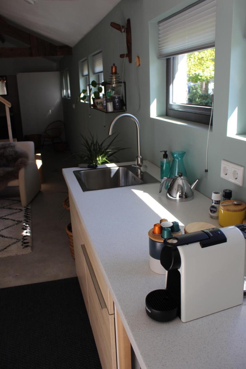 Het Aambeeld Bed & Breakfast Wanroij Bagian luar foto