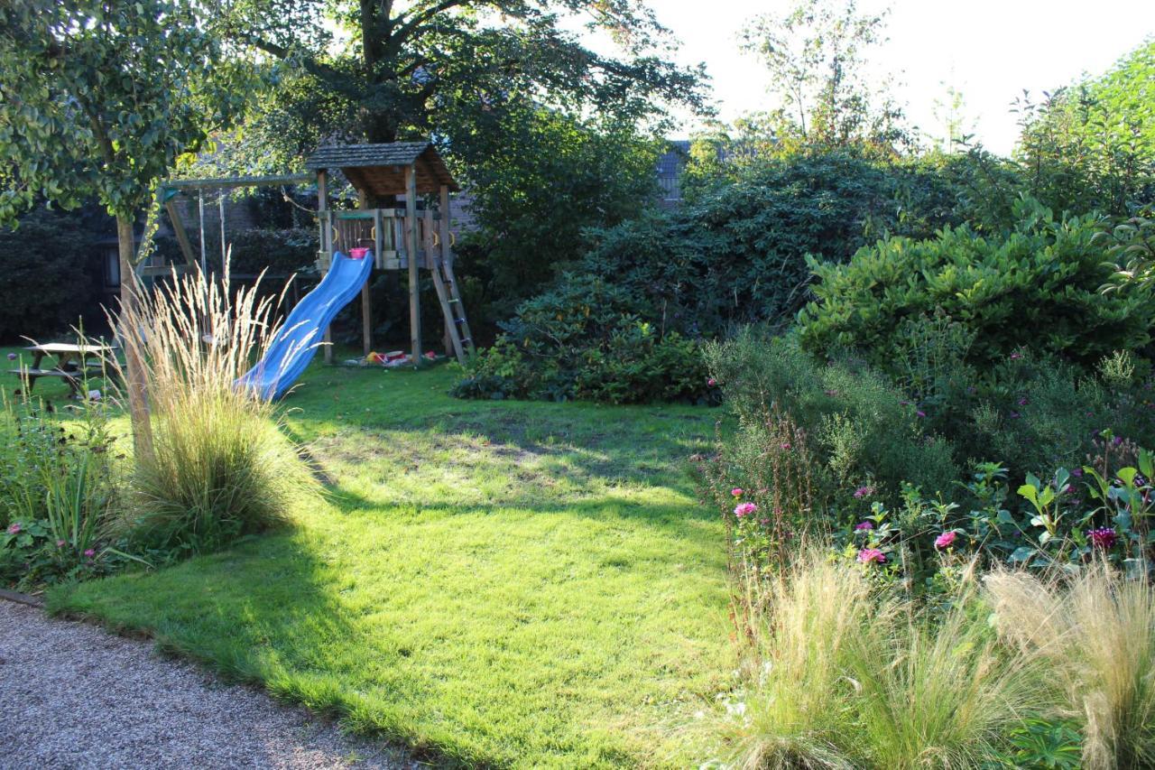 Het Aambeeld Bed & Breakfast Wanroij Bagian luar foto